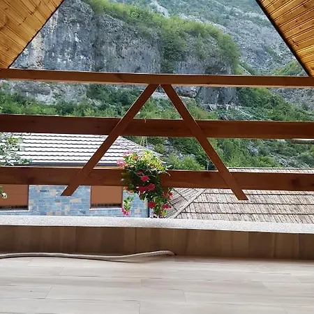 Rireyiana Tamare